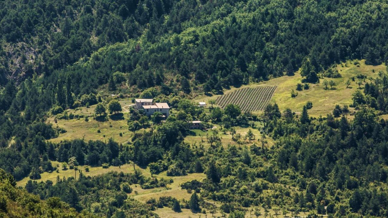 Bed and Breakfast Entre Terre Et Ciel Rémuzat Zewnętrze zdjęcie